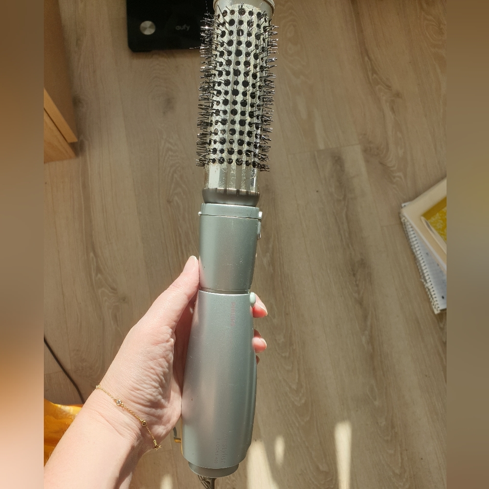 Philips beauty Airstylist looks 400
